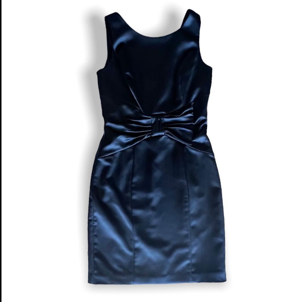White House Black Market l Black Cocktail Sleeveless Satin Dress SZ 0